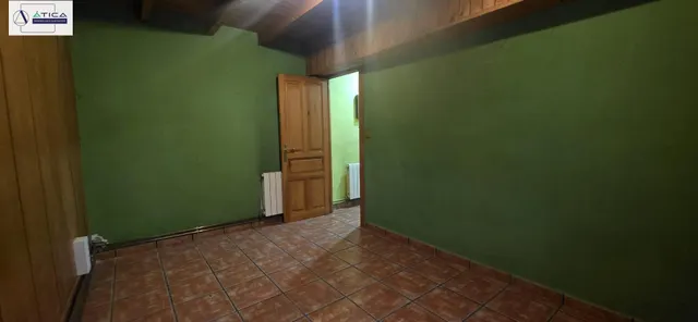 PROPIEDAD CON GRAN PARCELA URBANA, VARIAS construcciones Y FINCA RÚSTICA ANEXA — 15