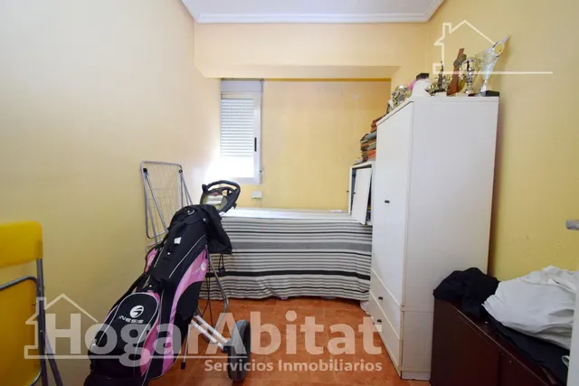 ¡CERCA DE LA PLAYA! EXTERIOR CON ASCENSOR Y TRASTERO — 18