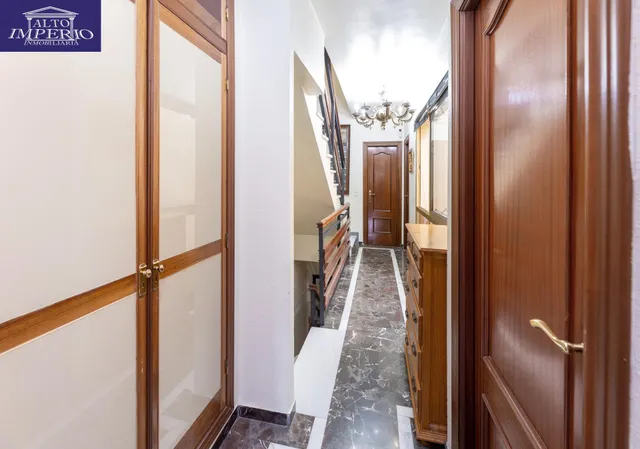 Se vende bonita casa adosada de 4 dormitorios con piscina privada, garaje y gimnasio — 15