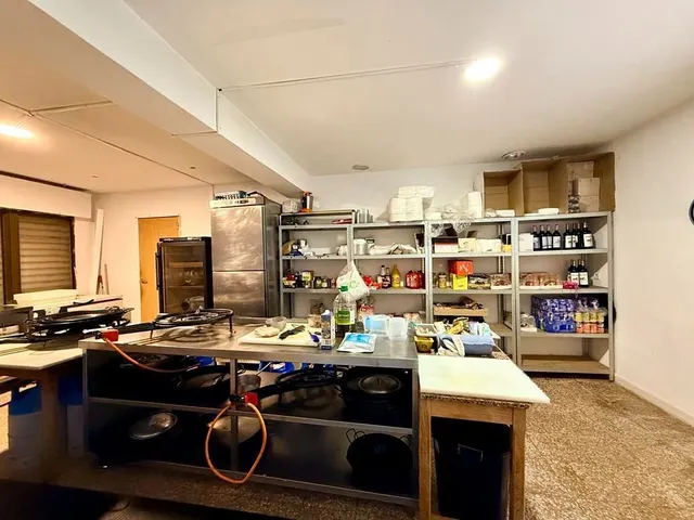 Local comercial en Venta en Denia Alicante — 45