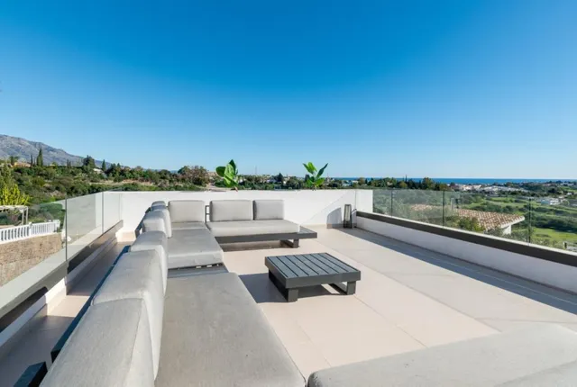 Chalet 4 habitaciones 640m² en venta - Costa del Sol — 8