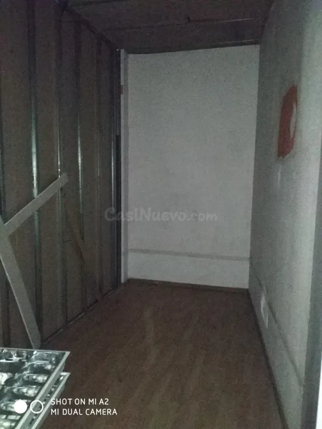 Local comercial en alquiler en Barceloneta - foto 4