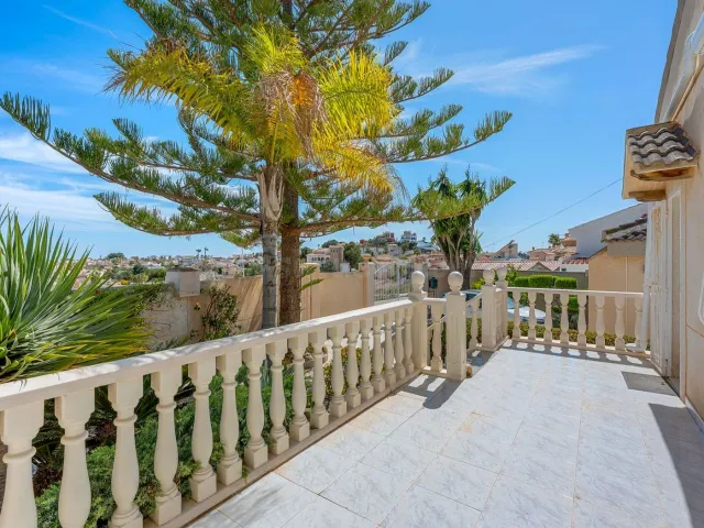 Villa 4 habitaciones 237m² en venta - Pedanías Norte - foto 4