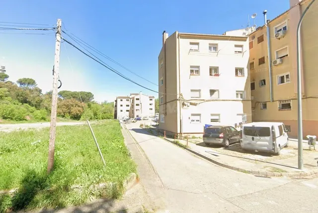 Piso en venta en Girona. Sin posesión (No visitable)