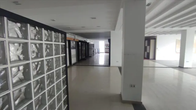 LOCAL COMERCIAL EN SAHAGUN — 5