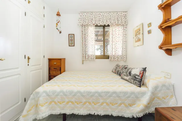FANTASTICO PISO CON TERRAZA JUNTO AL MAR — 16