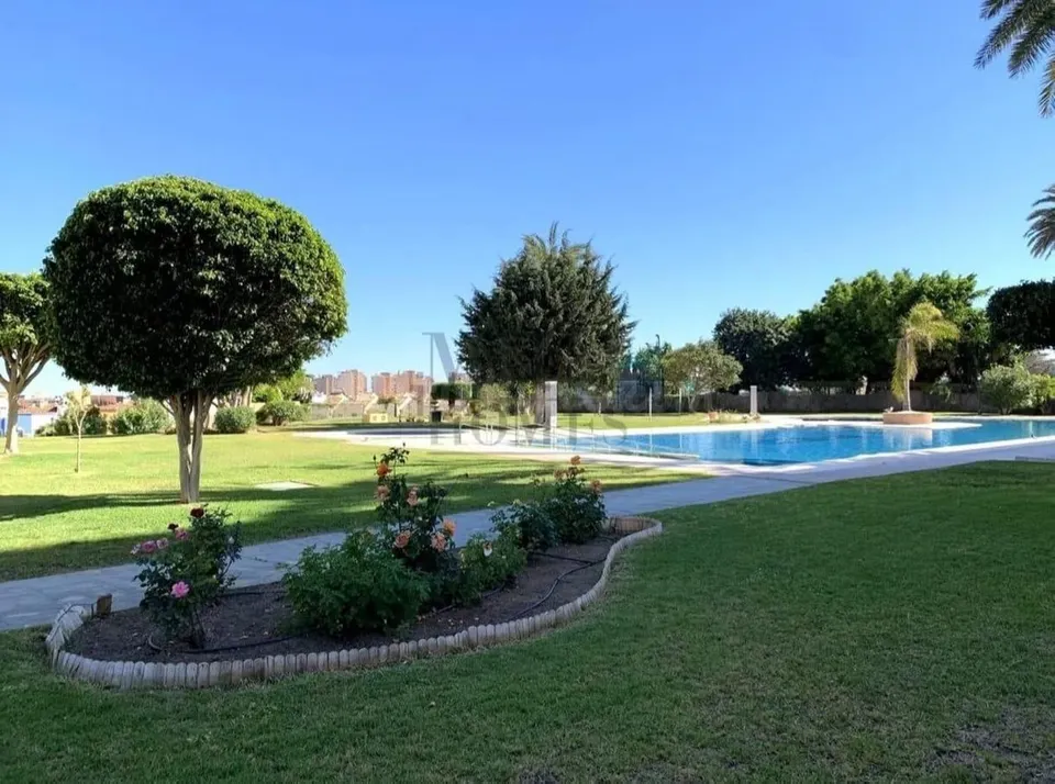 Apartamento 1 habitación 46m² en venta - La Colina