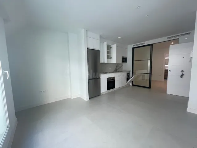 Apartamento de 2 habitaciones 2 baños a metros de la playa - foto 2