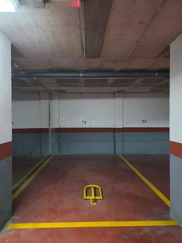 AMPLIA PLAZA DE PARKING ZONA PLAZA CASTILLA - ELCHE — 4