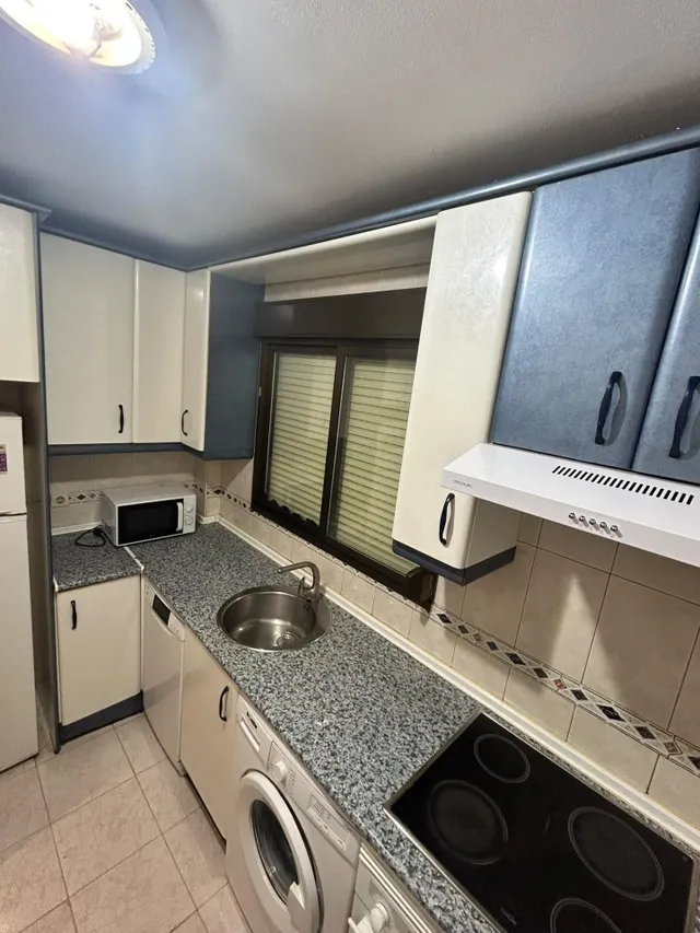 Vivienda de dos dormitorios en alquiler en Torrecaballeros. — 24