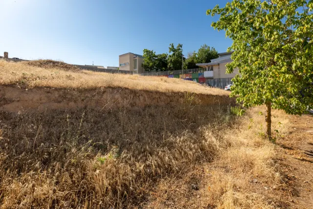 Venta de solar urbano de 258 m2 en Otura (Granada) — 14