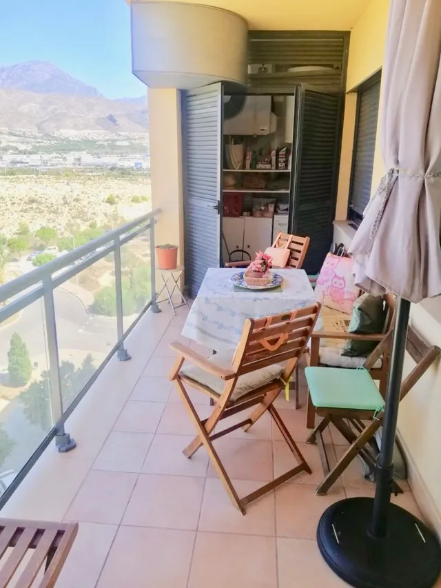 COQUETO APARTAMENTO DE 2 DORMITORIOS EN LA CALA DE FINESTRAT - foto 4
