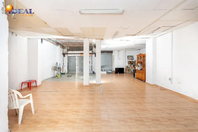 Venta de local de 171 m2 en Armilla (Granada) — 13