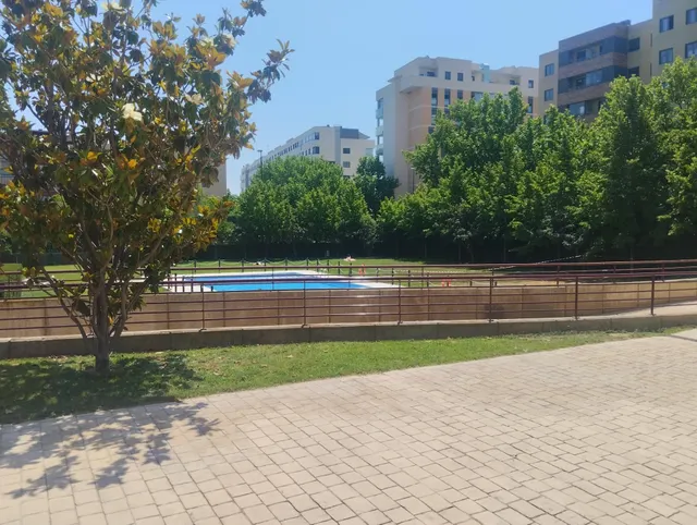 MIRALBUENO URB. CON PISCINA GARAJE Y TRASTERO — 39