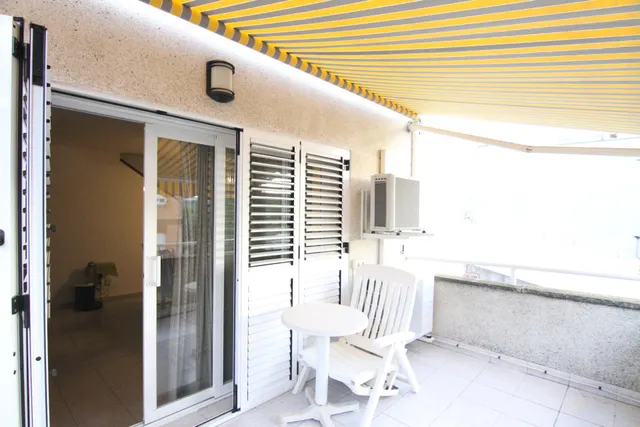 Casa a tres vientos con 4 habitaciones, amplio garaje y patio privado en el barrio de sant bernat — 14