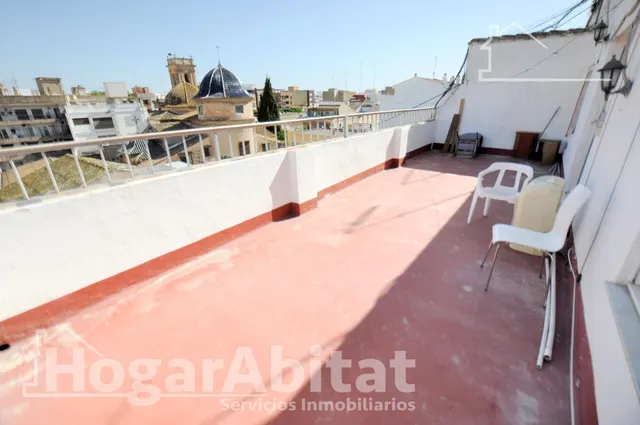 ÁTICO LUMINOSO CON GRAN TERRAZA, TODO AMUEBLADO Y CERCA DEL CENTRO — 15