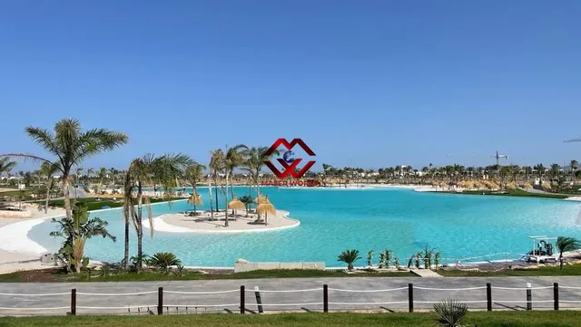 Villa de lujo en primera línea del lago en el complejo Santa Rosalia Lake and Life Resort, en la Región de Murcia — 20