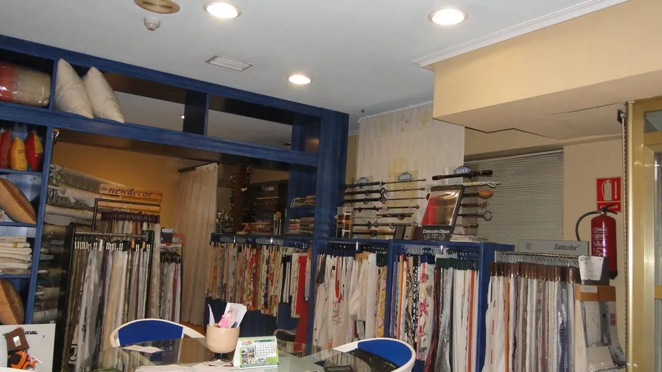 Alquiler de local comercial todo exterior