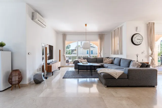 Chalet 5 habitaciones 258m² en venta - Centro — 7