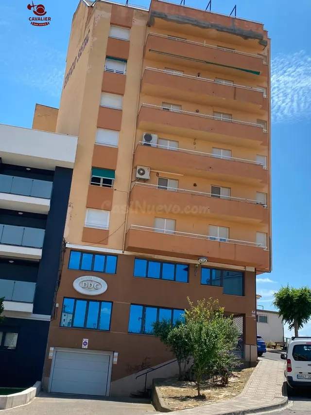 Local de 165m2 en 2 plantas en el Corazón de Binefar, Huesca — 3