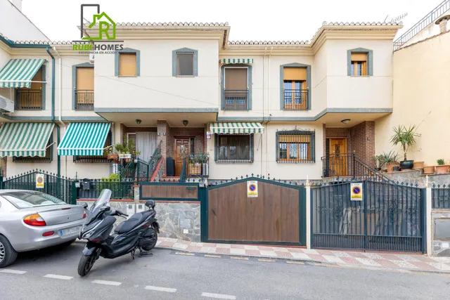 ADOSADO EN VENTA 4 habitaciones + PISCINA - CÁJAR (GRANADA) - foto 3