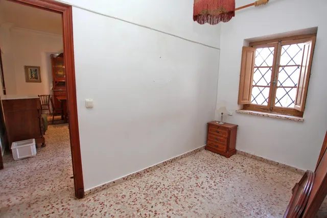 Casa de pueblo 4 habitaciones, planta baja con patio, garaje y gran potencial en La Palma — 20