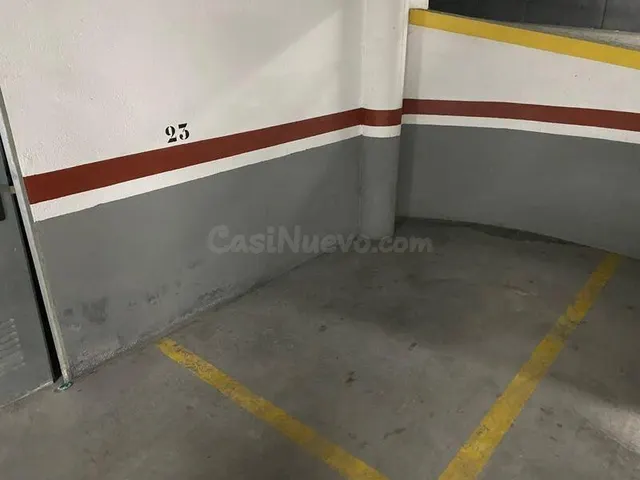 Plaza de garaje en Lucena (Córdoba) - foto 3