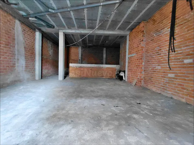 Local de 110m2 Diáfano en el Corazón de Cambados - foto 5