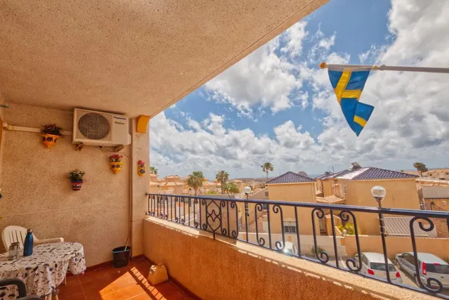 Luminoso y acogedor apartamento de 2 habitaciones con vistas - foto 4