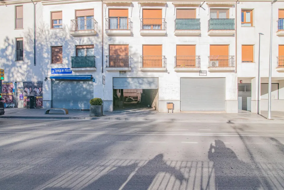 Local en bruto en Ogíjares con posibilidad de cambio de uso a vivienda