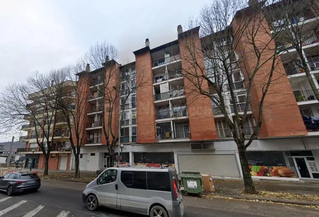 Piso en Olot: inversión con potencial en zona céntrica