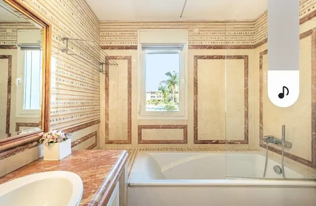 Planta baja 3 habitaciones 272m² en alquiler - Marbella - foto 3