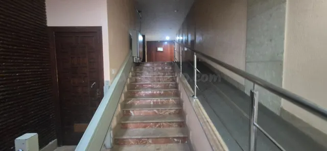 Inmueble en la Avenida de la fama — 9