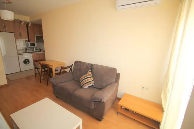 550 euros, apartamento  en el centro de Armilla, amueblado. — 4