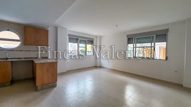 APARTAMENTO 2 HAB, 2 BAÑOS, TRASTERO Y GARAJE JUNTO AL MAR — 8