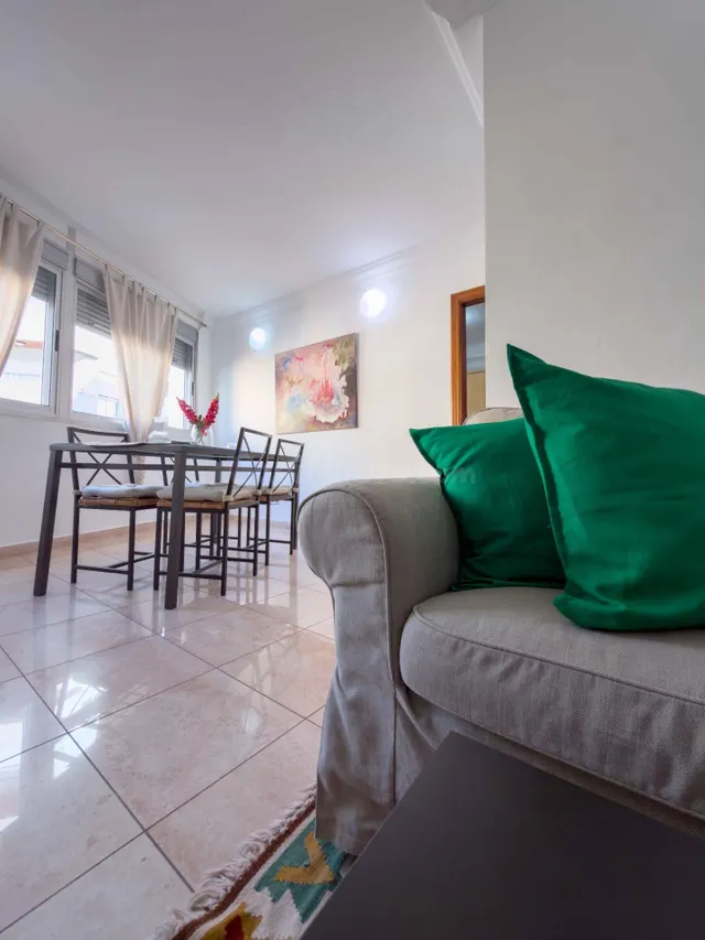 Piso familiar de 3 habitaciones y 2 baños con garaje en Barr - foto 2