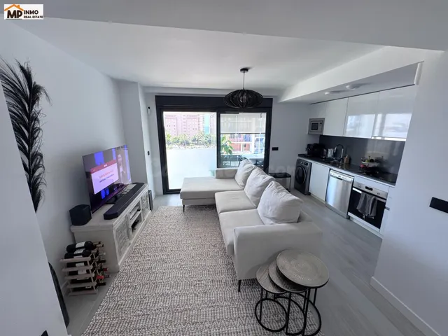 Apartamento moderno y elegante con bonitas vistas en Calpe