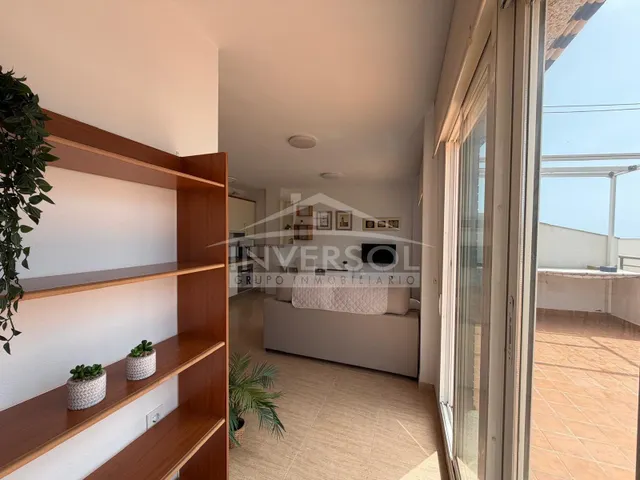 ÁTICO CON VISTAS AL MAR — 20