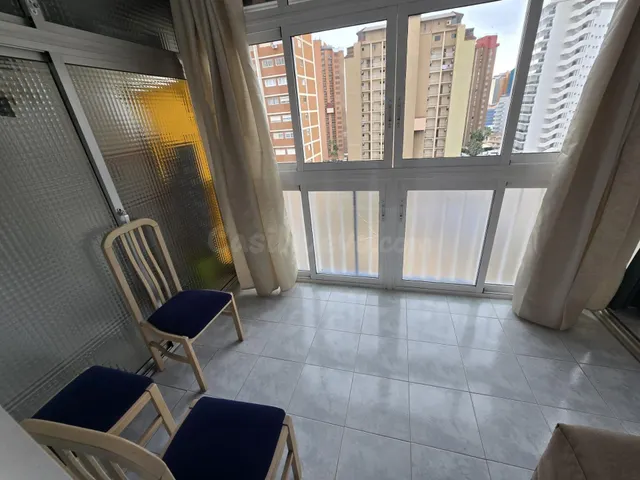 Apartamento en Benidorm en venta con inquilino y rentabilidad desde el primer día — 12