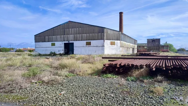 Nave industrial 1836m² en venta - LOS ROSALES - foto 4