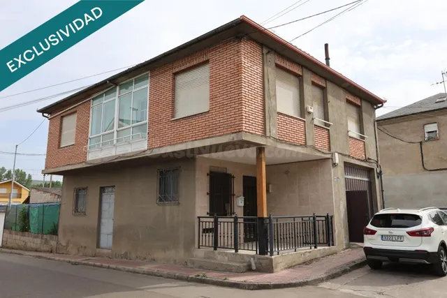 Casa unifamiliar con infinitas posibilidades en Toral de los
