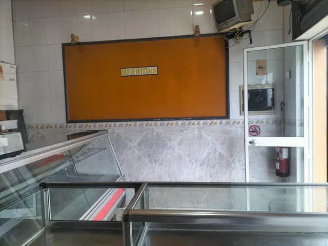 LOCAL COMERCIAL EN PUERTO REAL — 9