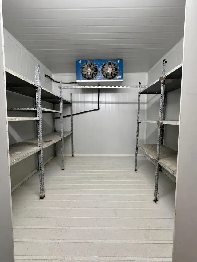 Tu próximo negocio puede empezar aquí: local equipado en Almenara — 17