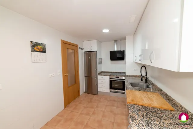 VIVIENDA DE PROTECCIÓN OFICIAL — 10