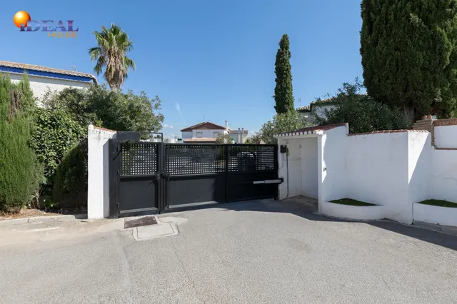 TU NUEVA VIVIENDA EN URBANIZACION EXCLUSIVA JUNTO A GRANADA — 28