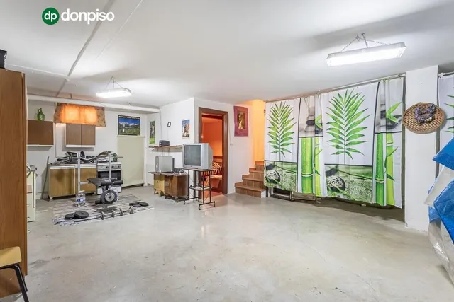 AMPLIA CASA DE 5 DORMITORIOS EN ALHENDÍN, GRANADA — 32