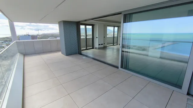 ¡Exclusivo Piso de Lujo en las Málaga Towers! — 17
