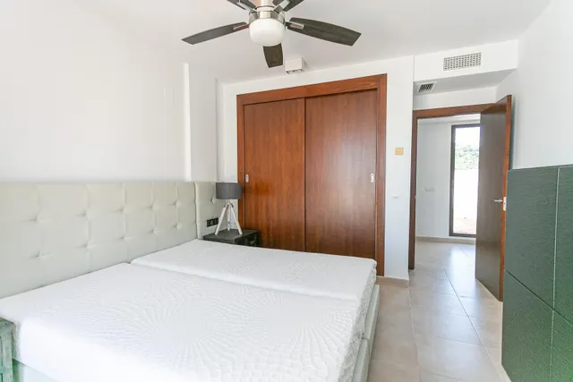 Precioso Atico Triplex de 4 dormitorios en Altos de los Monteros en perfecto estado — 21