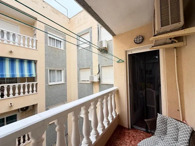 Apartamento 1 habitación 48m² en venta - Estacion de autobuses — 24