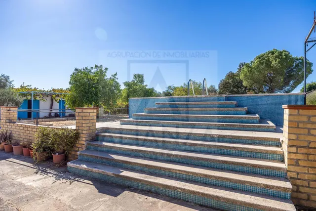 Venta de chalet independiente la urb. los ranchos de guadiamar Sanlúcar la Mayor (Sevilla) — 28